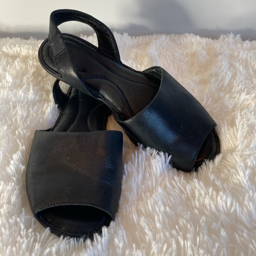 Born Sandal (Black)
